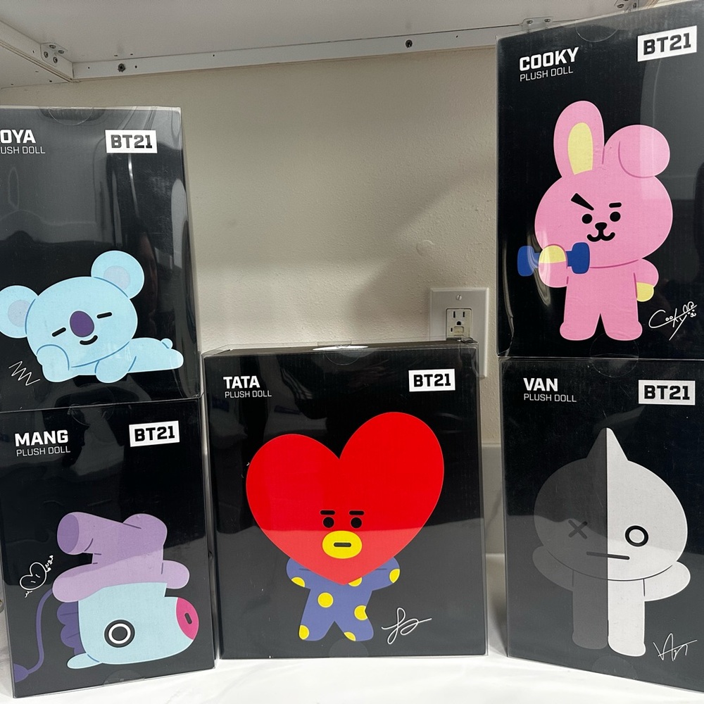 BT21 bundle - Picture 2 of 2